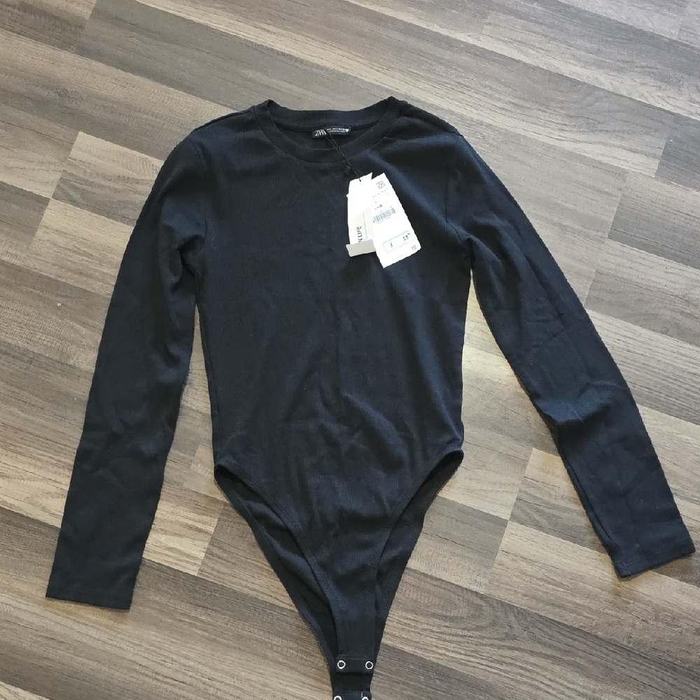 Zara Black Long Sleeve Bodysuit